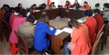 保育员证怎么考取