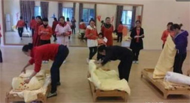 保育员如何报名